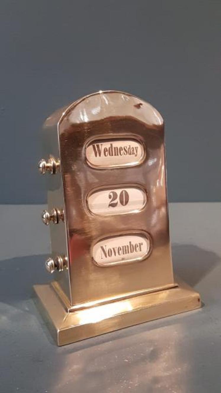 Edwardian Brass Perpetual Desk Calendar - Image 1
