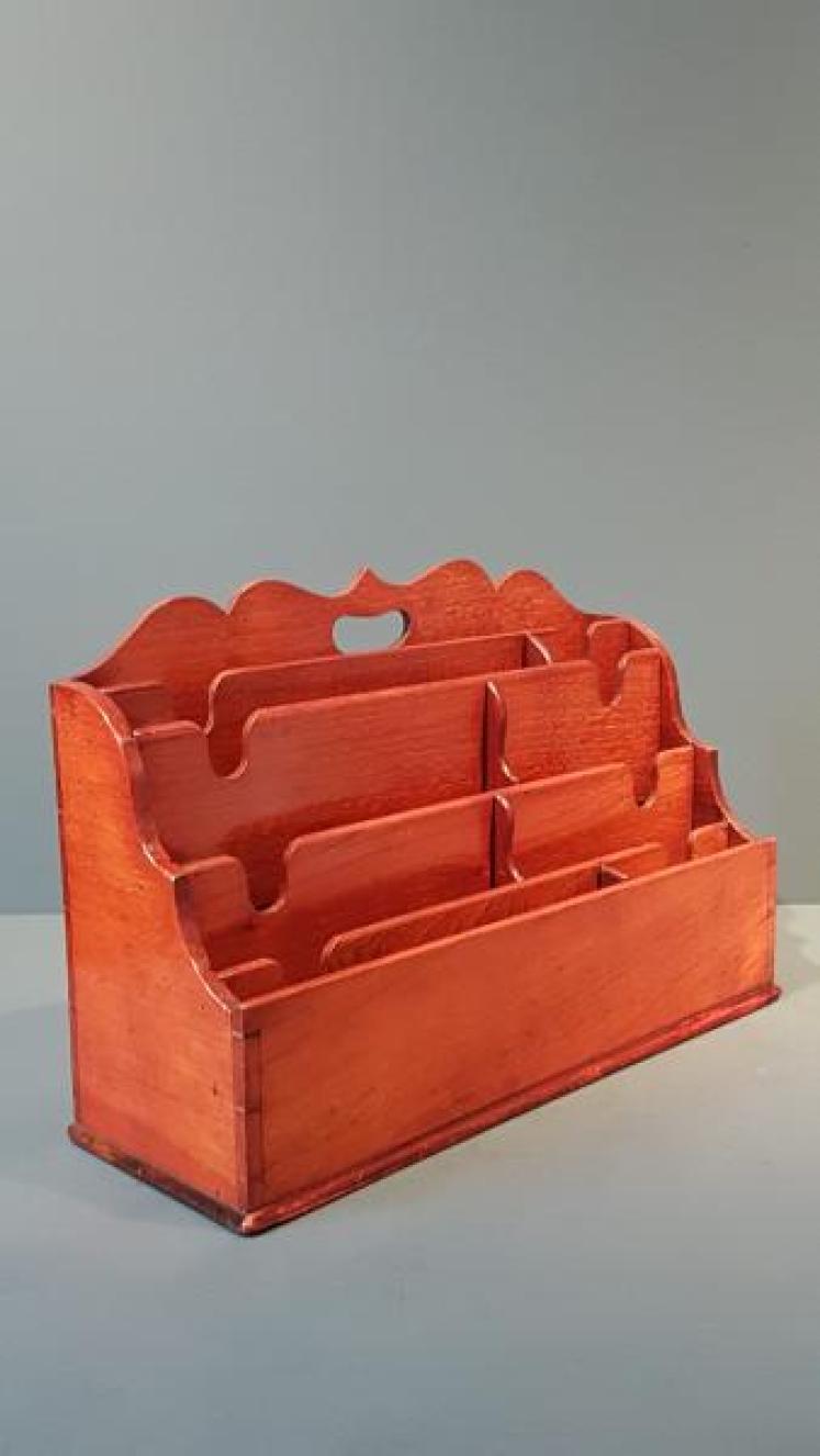 Large Victorian Walnut Waterfall Letter Rack - Image 2