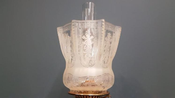 Superb Victorian Ruby Glass Reservoir Oil Lamp - Image 4