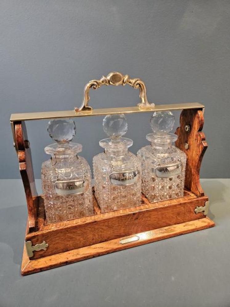Superb Victorian Oak Three Bottle Tantalus - Image 1