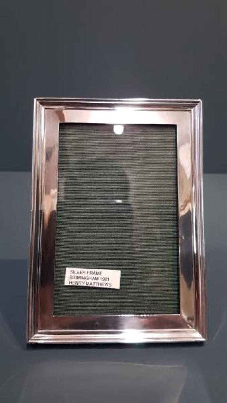 George V Silver Photo Frame - Image 3
