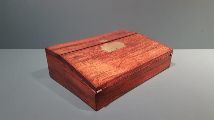 Regency Rosewood Writing Slope - Image 5