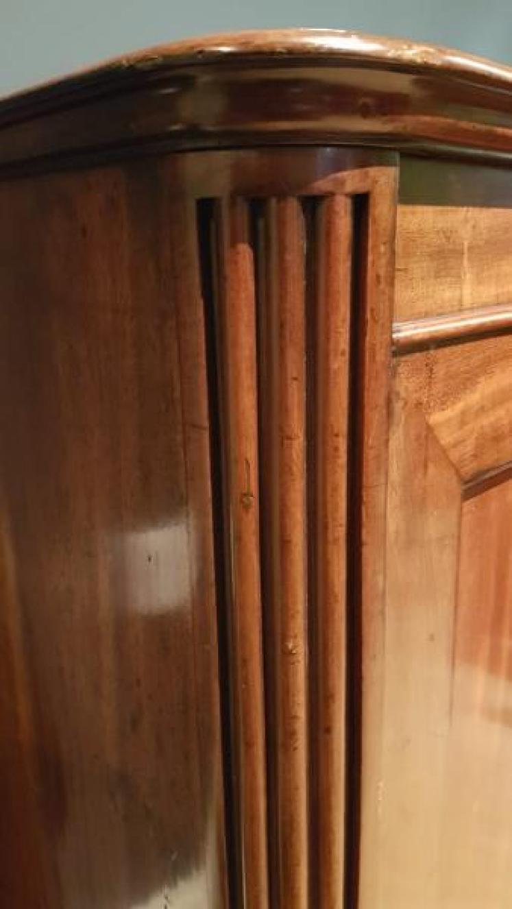 Regency Mahogany Gillow Style Bookcase - Image 4