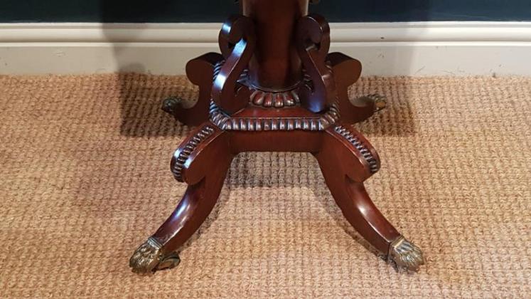 Fine Quality Regency Mahogany Lamp Table - Image 6