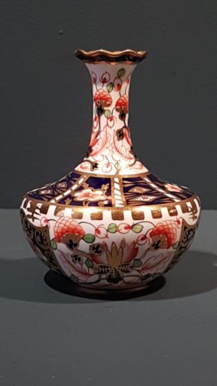 Royal Crown Derby Imari Vase - Image 1