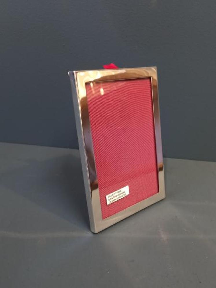 George VI Silver Photo Frame - Image 1