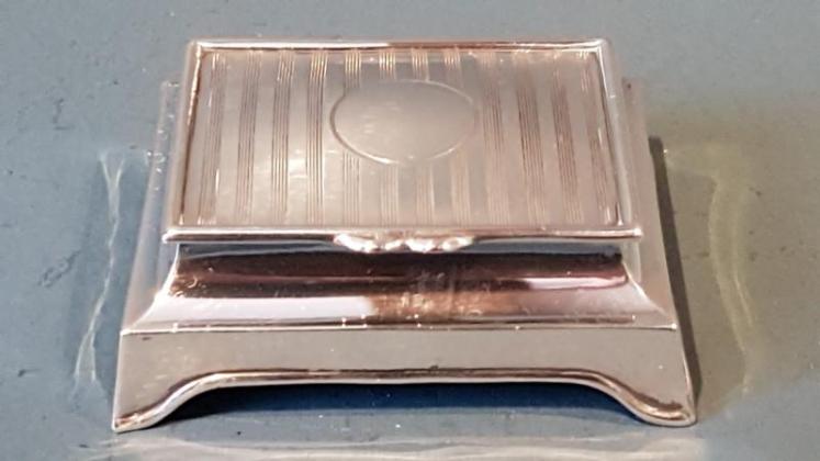 Silver Stamp Box  - Image 4