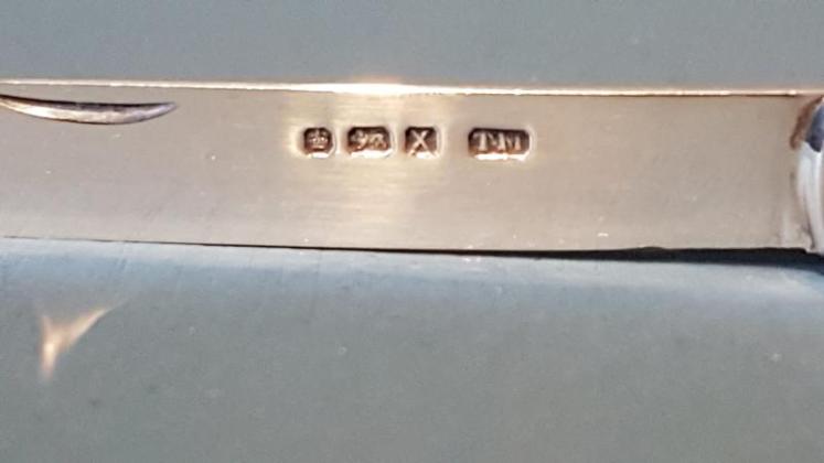 Victorian Silver and Mother of Pearl Pen Knife  - Image 3