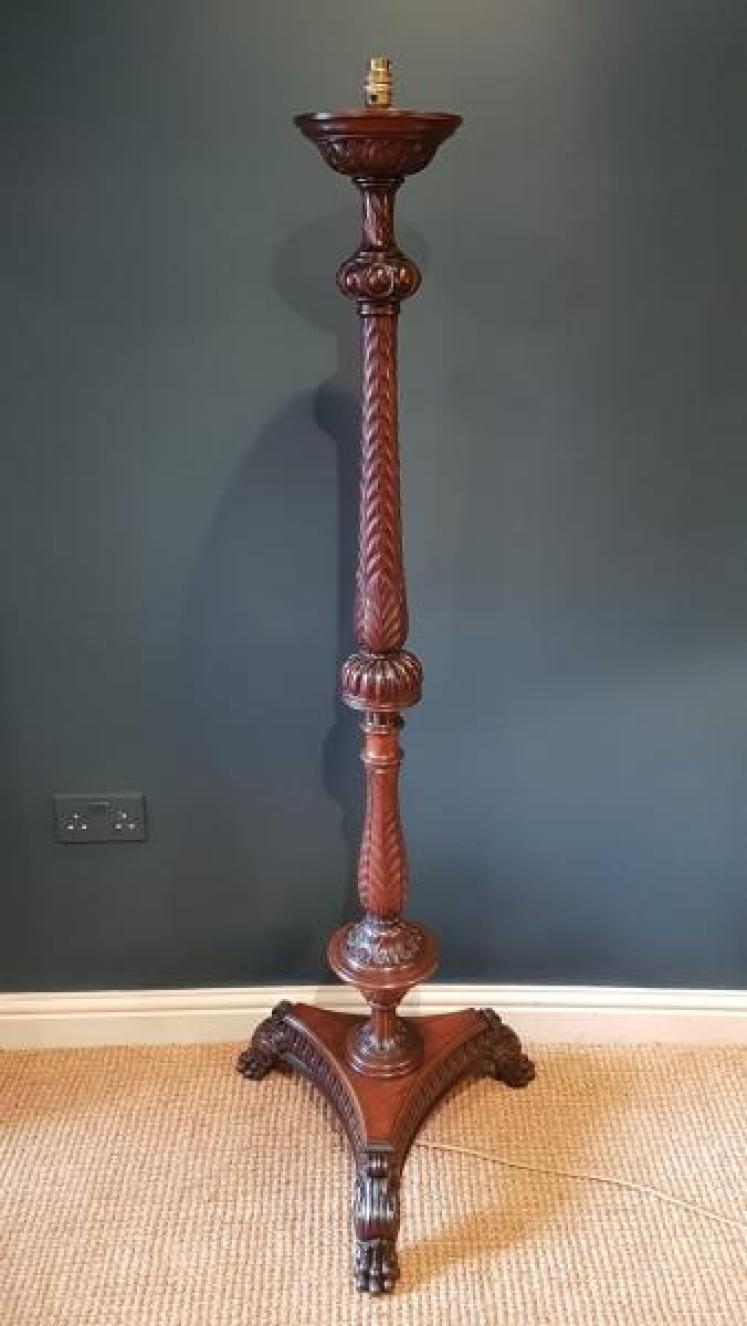 Impressive Late Victorian Standard Lamp - Image 1