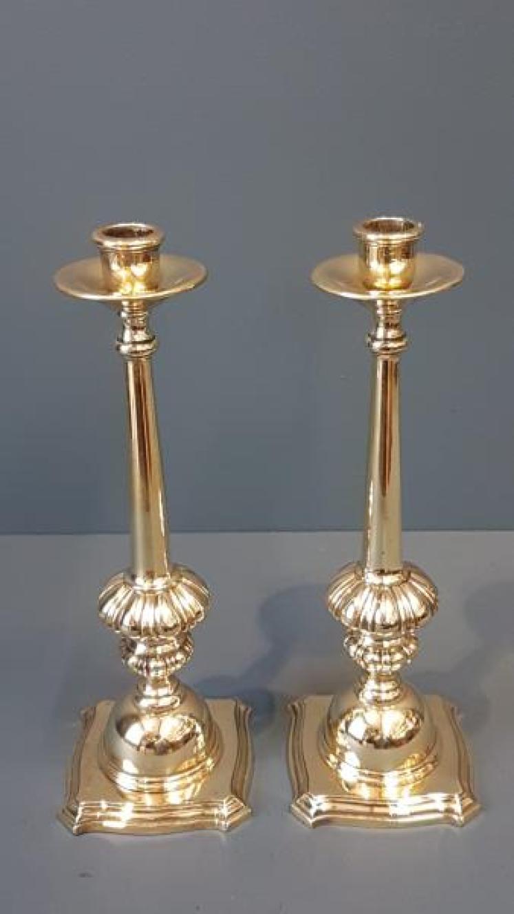 Pair William IV Cast Brass Candlesticks - Image 3