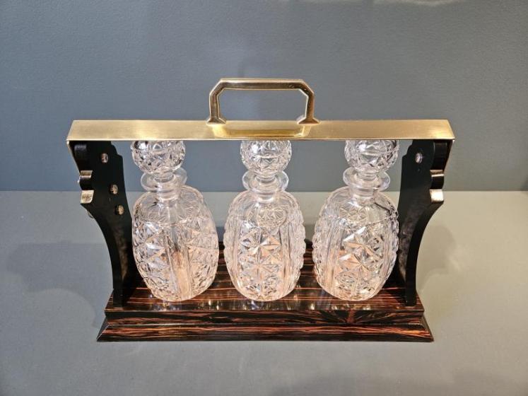 Victorian Coromandel Pint Decanters Tantalus  - Image 7