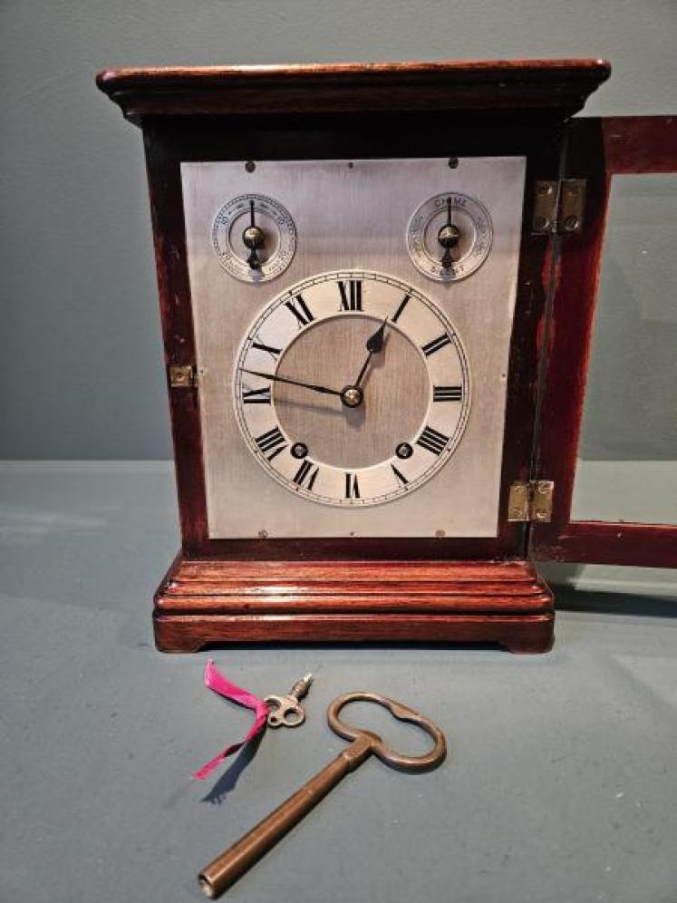 Mahogany Cased Four Glass Mantel Clock  - Image 6