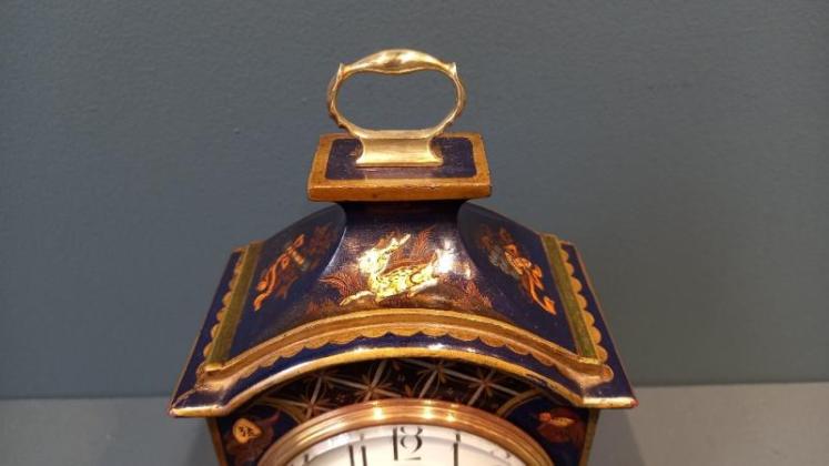 Small Edwardian Blue Chinoiserie Mantel Clock - Image 2