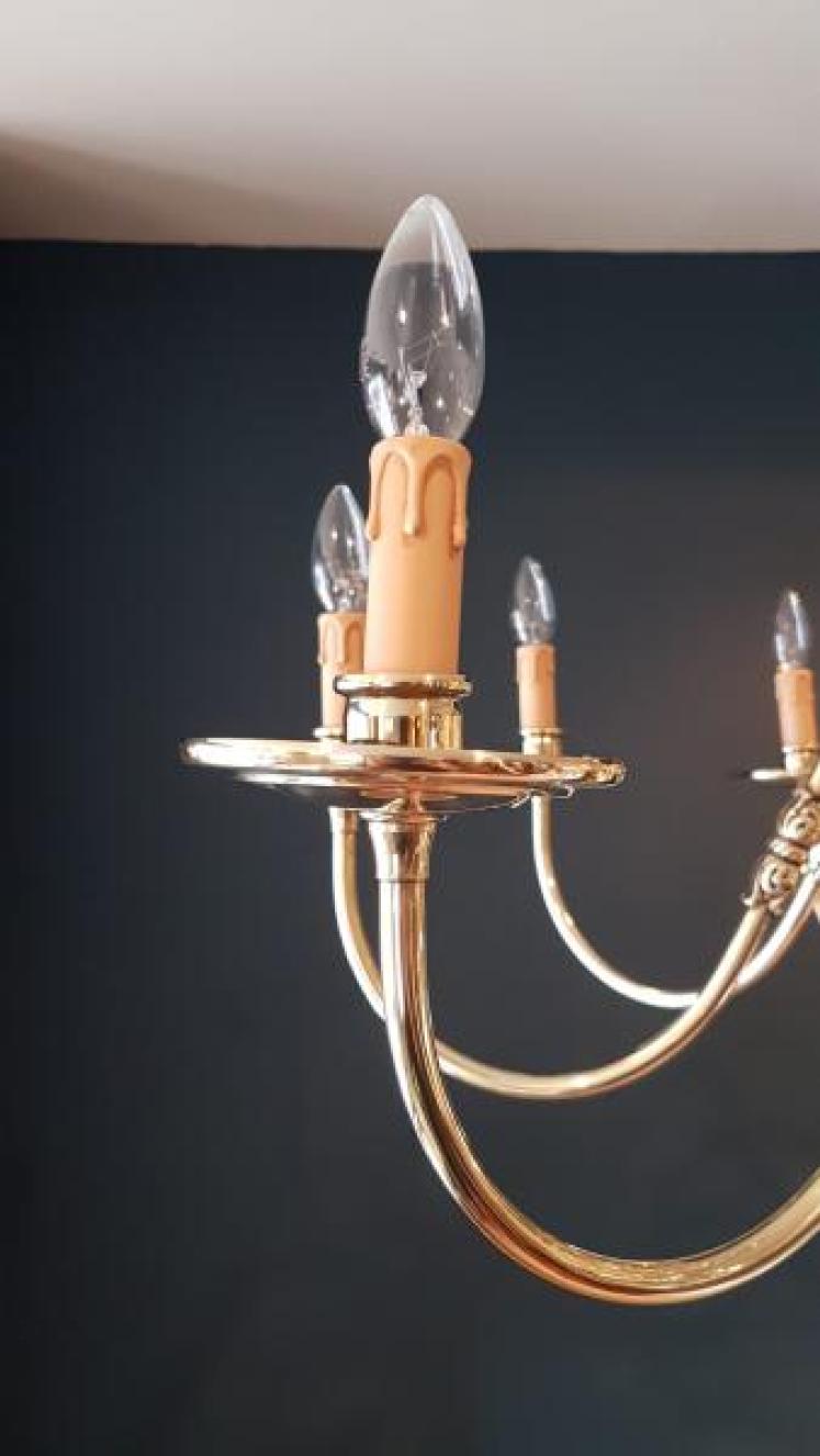 Large Edwardian 8 Arm Chandelier - Image 2