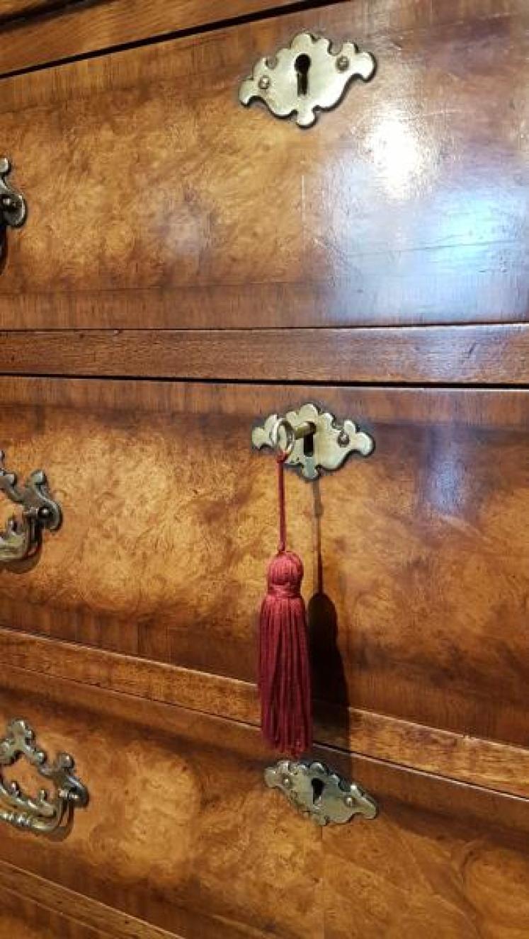 Small Waring and Gillow Walnut Tallboy Chest  - Image 3