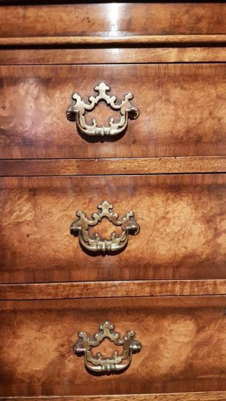 Small Waring and Gillow Walnut Tallboy Chest  - Image 4