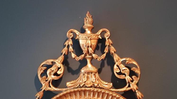 Victorian Oval Timber Gilt Mirror  - Image 2