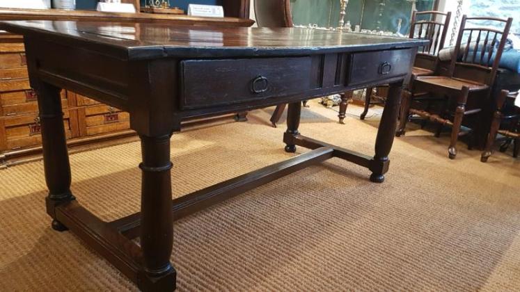 George II Oak Refectory Table.c.1740  - Image 5