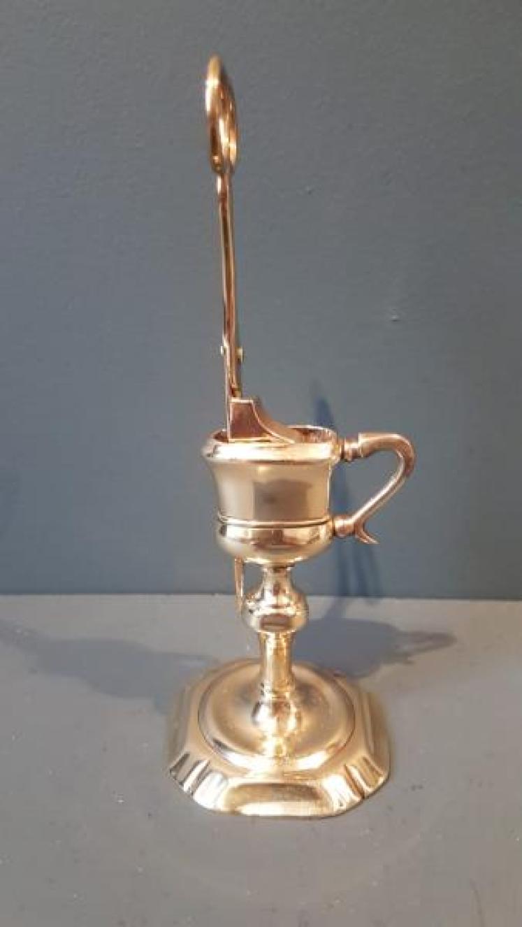 Rare George III Brass Candle Snuffers and Petal Base Stand  - Image 3