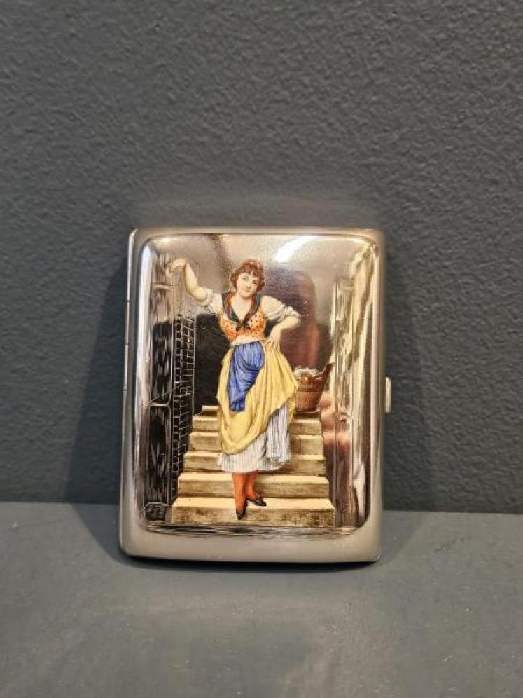 Outstanding Silver and Enamel Cheroot Case - Image 1
