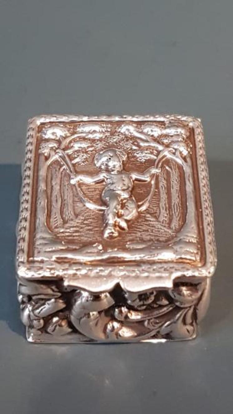 Unusual Victorian Silver Single Ring Box - Image 3