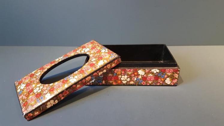 Superb 1930's Kashmiri Tissue Box - Image 3
