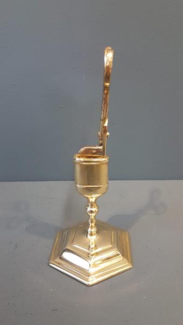 Georgian Snuffers and Stand - Image 3