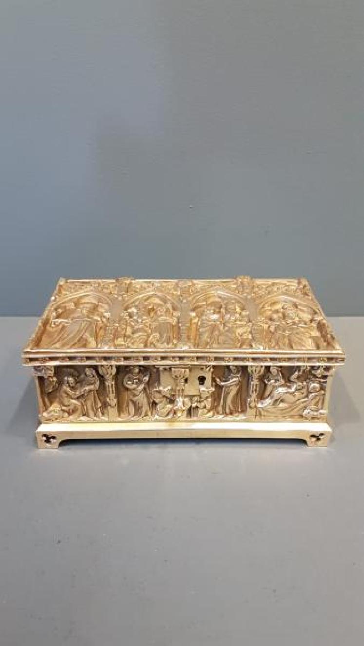 Victorian Cast Brass Jewel Casket - Image 1
