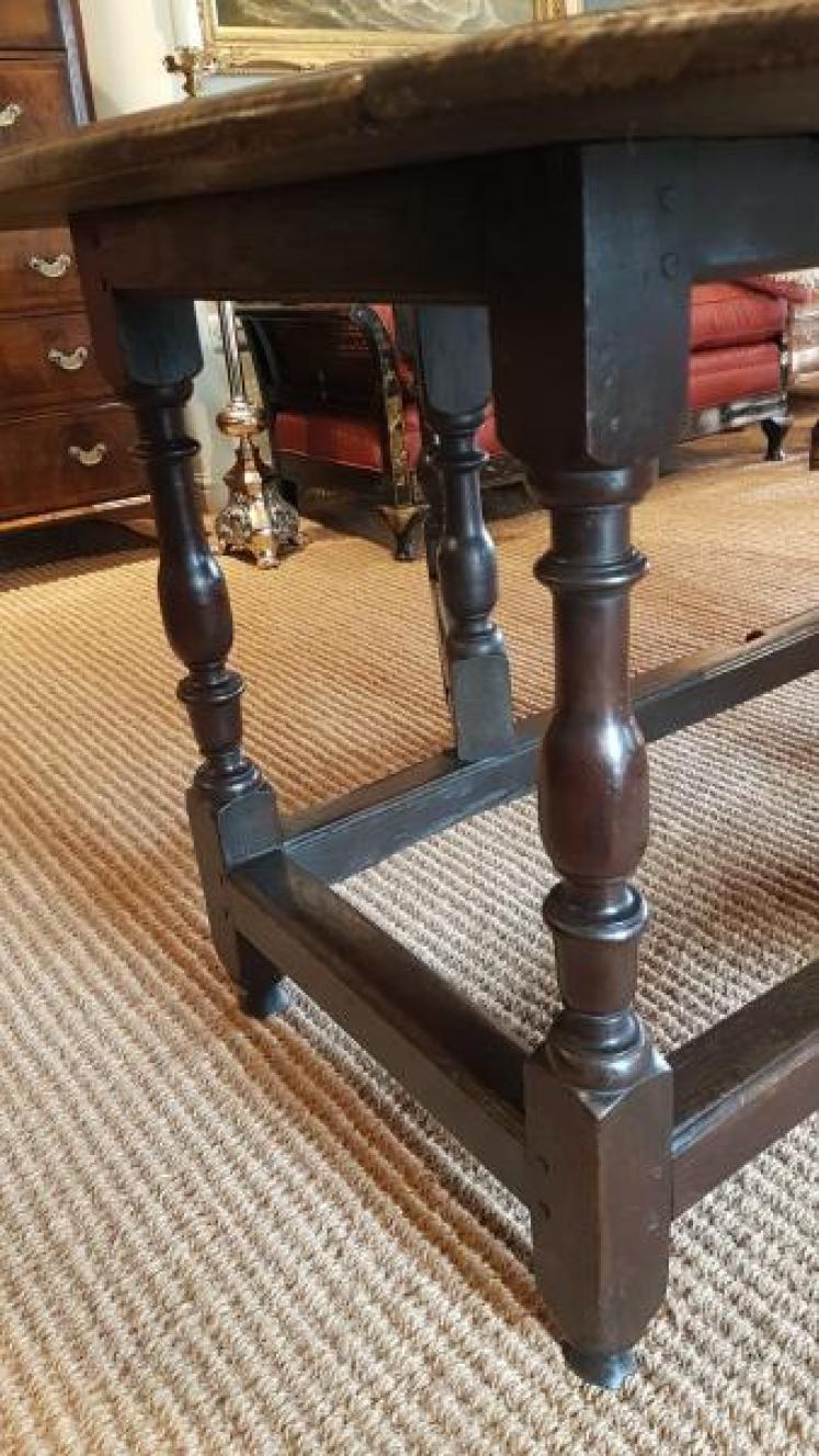 8 Seater George II Oak Oval Table - Image 3