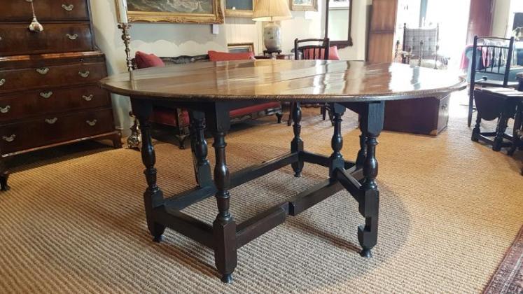 8 Seater George II Oak Oval Table - Image 5