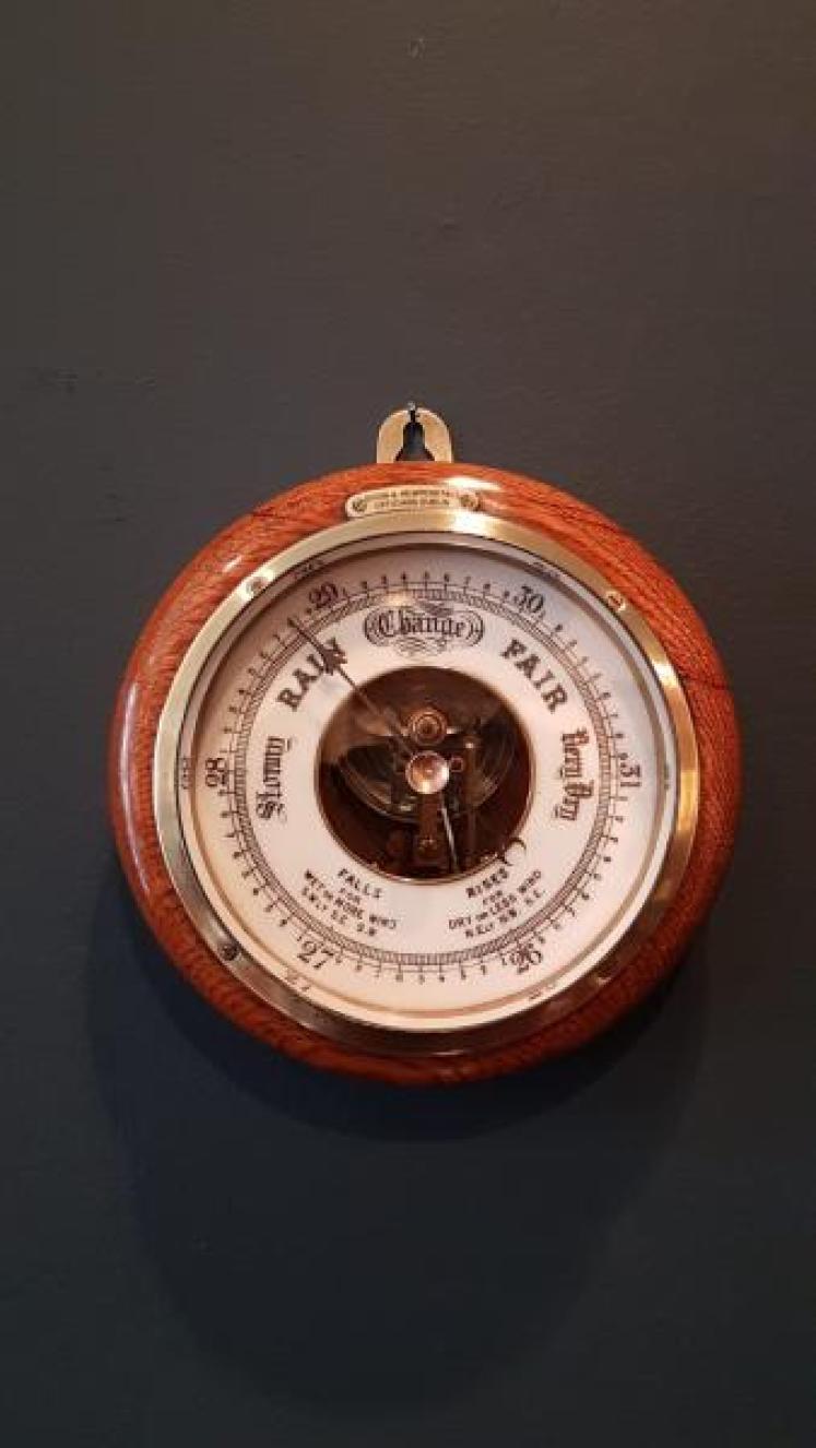 Victorian Dublin Aneroid Barometer - Image 1