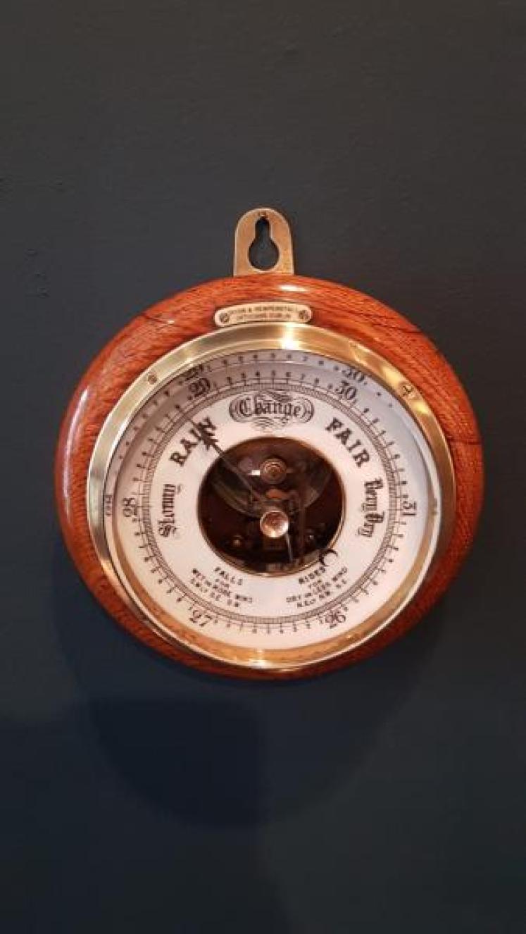 Victorian Dublin Aneroid Barometer - Image 5