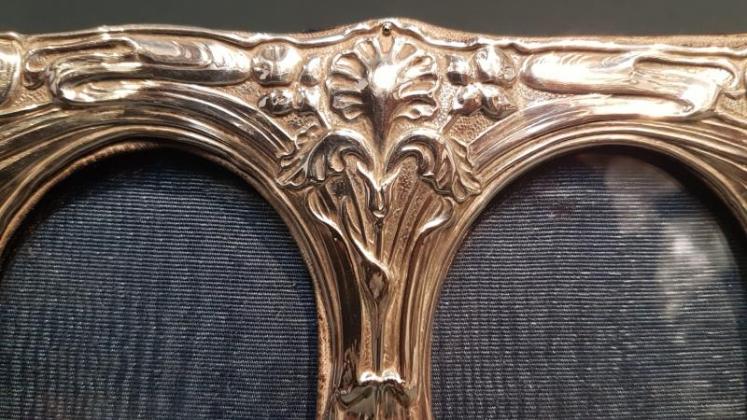 Art Nouveau Silver Photo Frame - Image 6