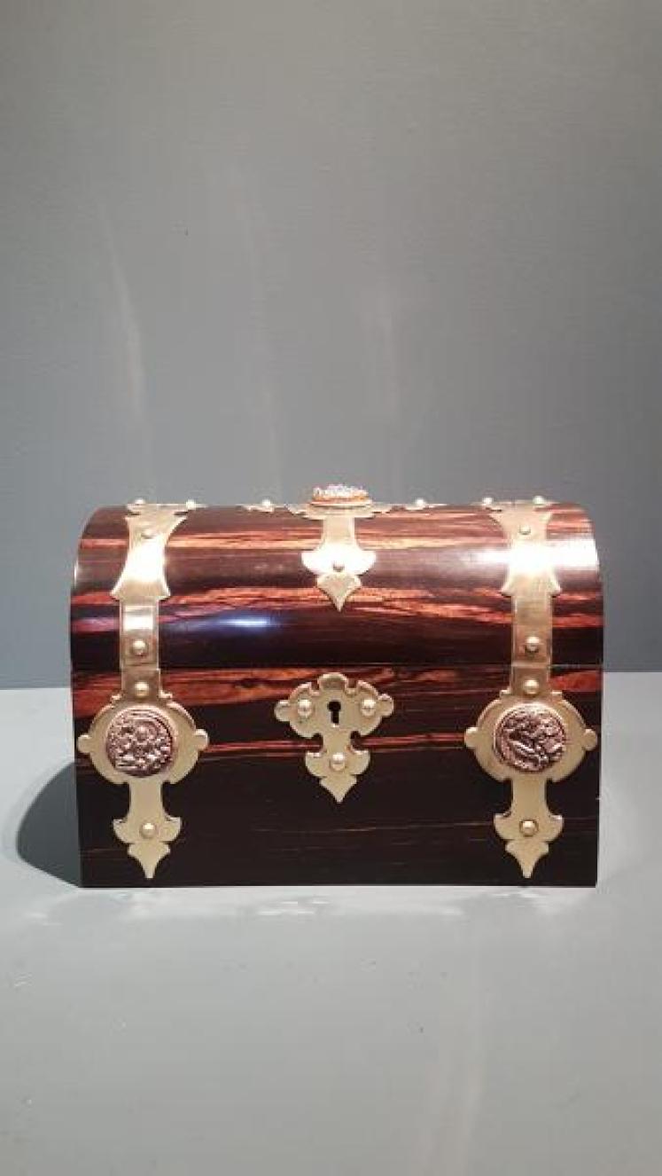 Victorian Coromandel Stationary and Letter Box - Image 2