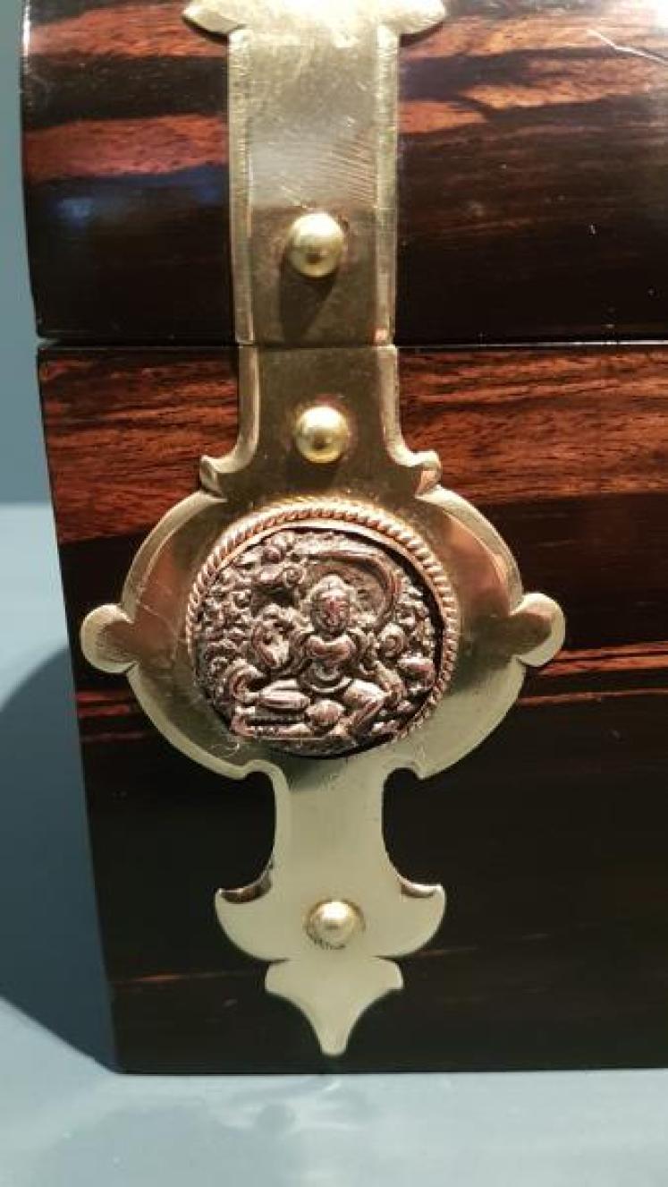 Victorian Coromandel Stationary and Letter Box - Image 3