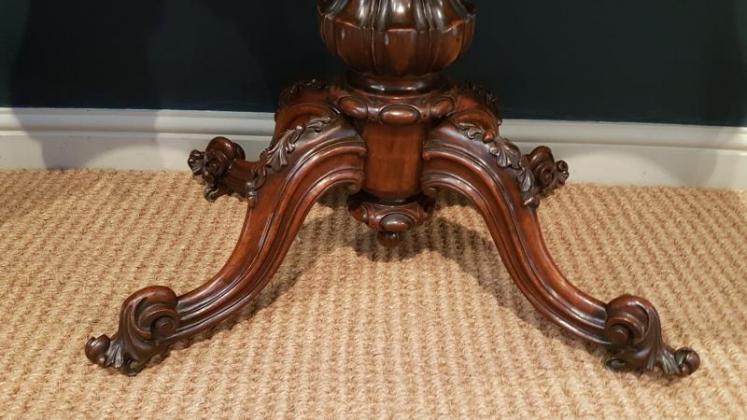 Superior Quality Victorian Burr Walnut Fold Over Gaming Table - Image 4
