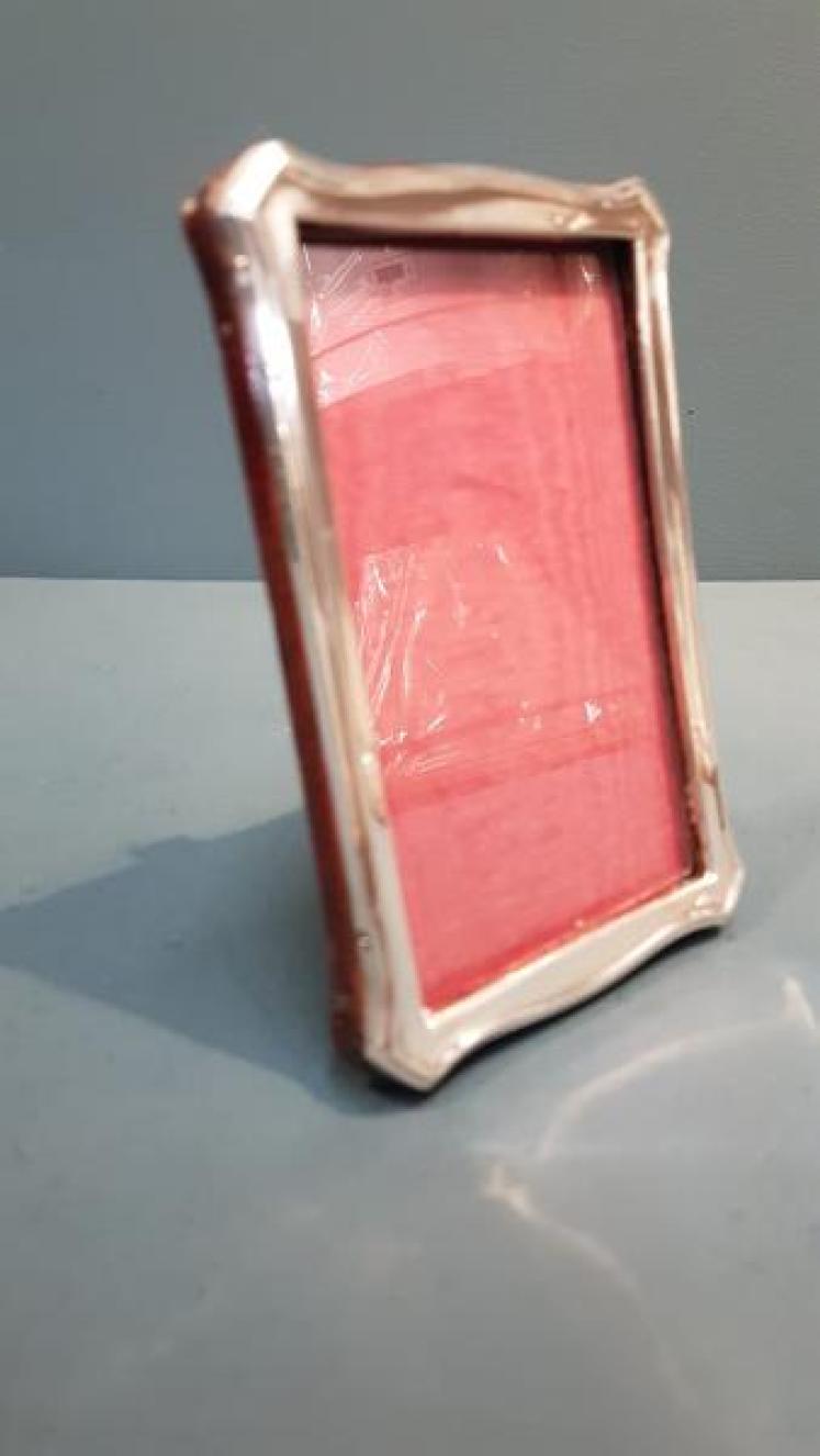 George V Silver Photo Frame - Image 2