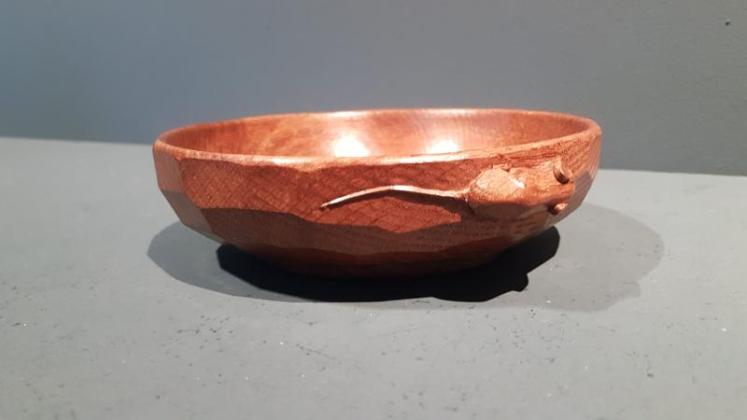 Superb 1950's 6" Mouseman Nut Bowl - Image 2