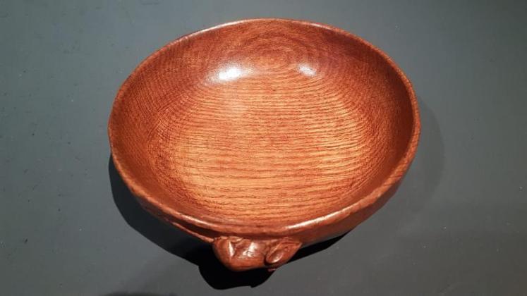 Superb 1950's 6" Mouseman Nut Bowl - Image 5