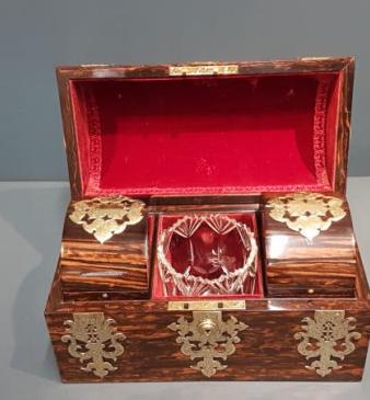 Fine Quality Early Victorian Tea Caddy