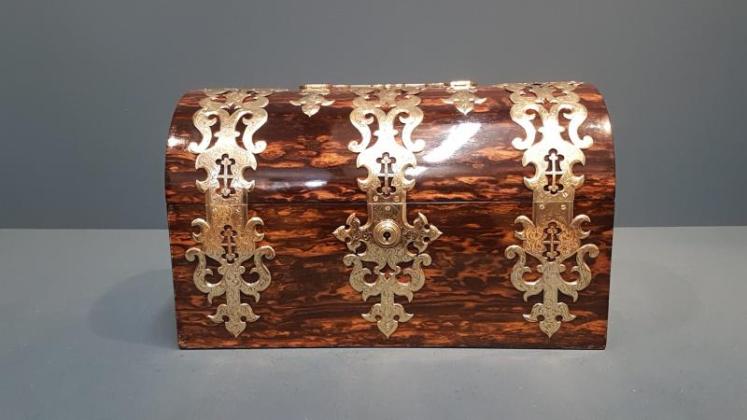 Fine Quality Early Victorian Tea Caddy - Image 2