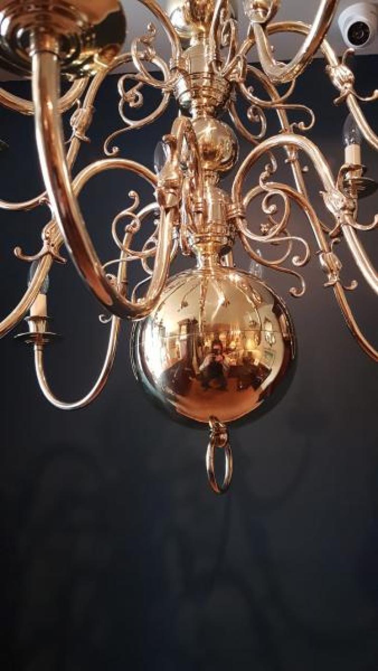 Large Edwardian 12 Arm 2 Tier Chandelier  - Image 3