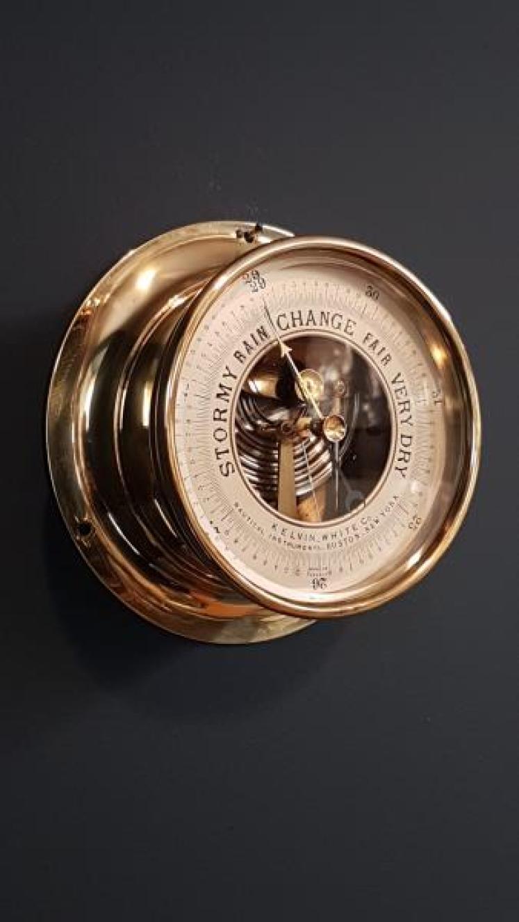 Victorian Marine Bulk Head Barometer - Image 3