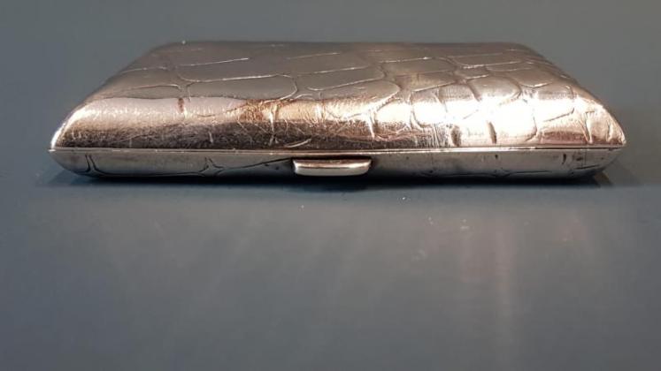 Edwardian Silver Crocodile Skin Design Cheroot Case  - Image 4