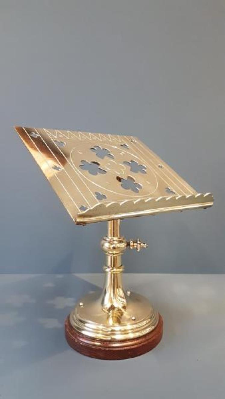 Victorian Cast Brass Book Lectern - Image 2