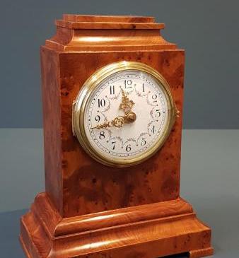 Fine Quality Victorian Burr Yew Mantel Clock