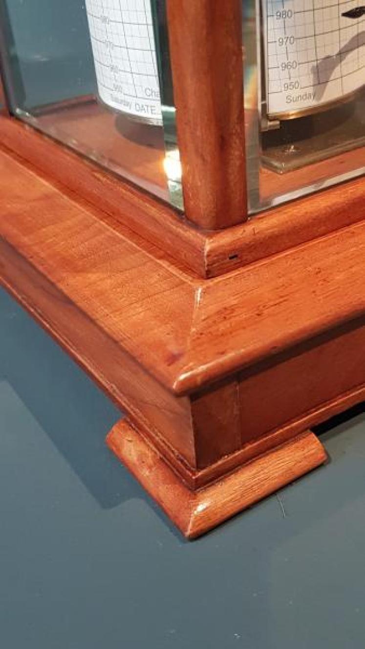 Superior Quality Victorian Walnut Barograph by Beck - Image 3