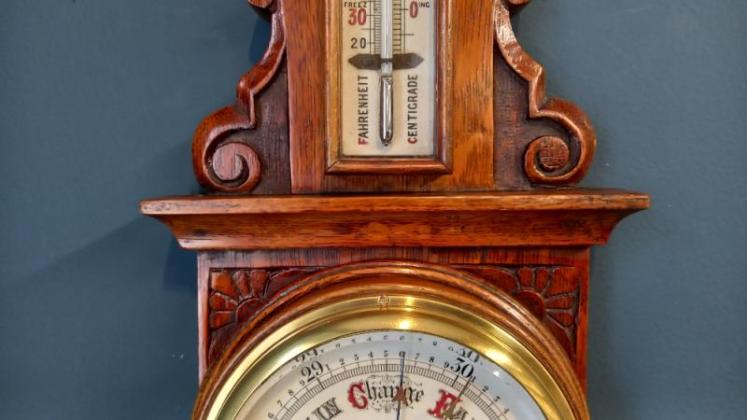 Small Victorian Oak Yorkshire Banjo Barometer - Image 4