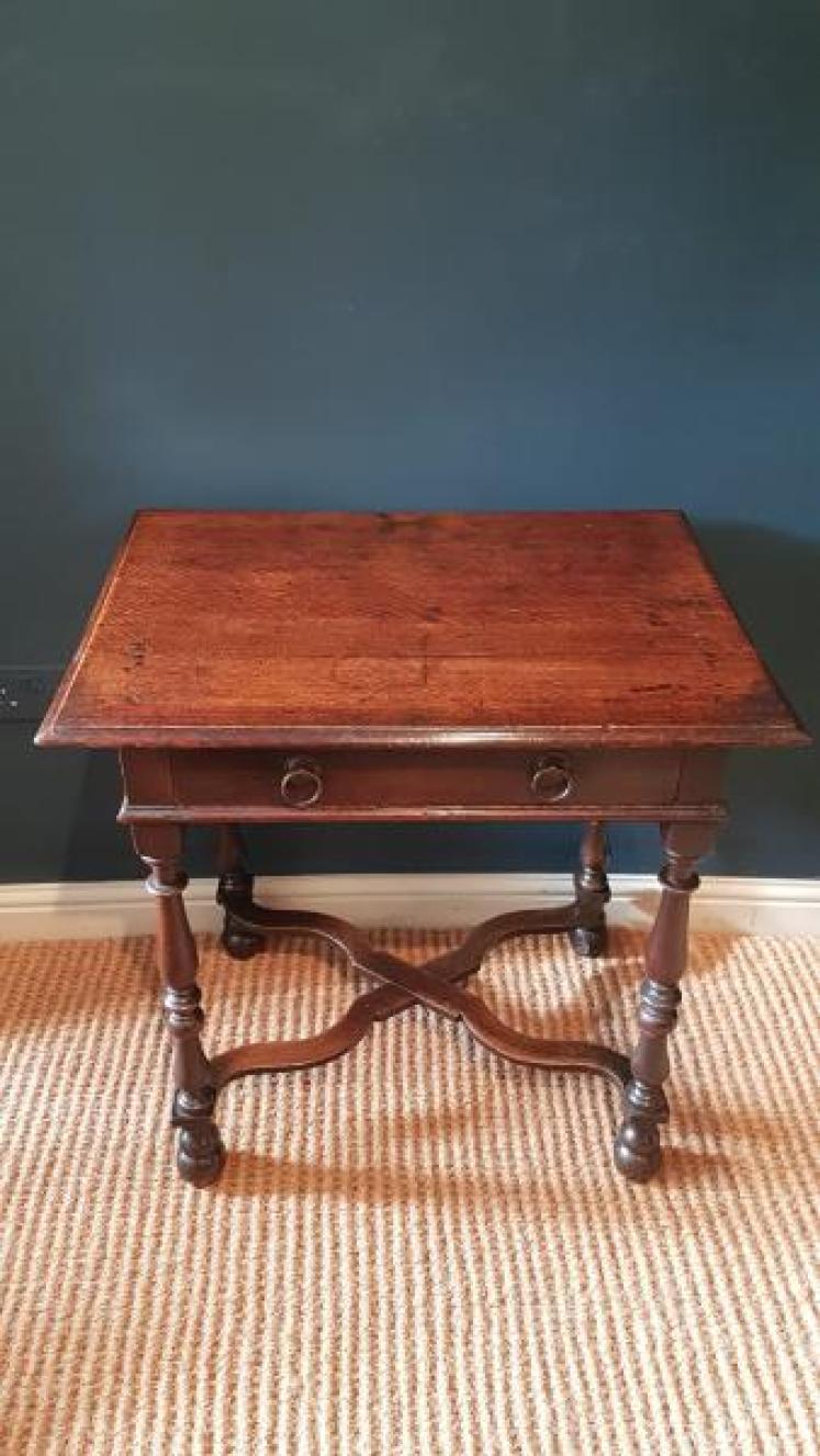 Superb George I Oak Side Table - Image 3