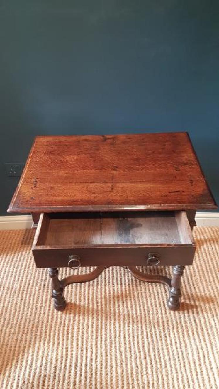 Superb George I Oak Side Table - Image 5